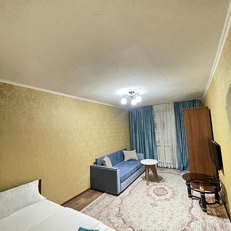 Квартира Рядом Арбата, Гоголя 92 Almaty Eksteriør billede
