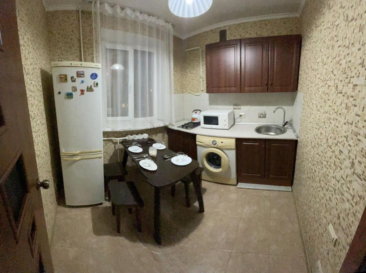 Квартира Рядом Арбата, Гоголя 92 Almaty Eksteriør billede